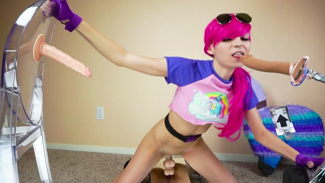 ManyVids_presents_Haley420_in_Brite_Bomber_s_Gangbang_Victory_Royale____14.99__Premium_user_request_.mp4.00006.jpg