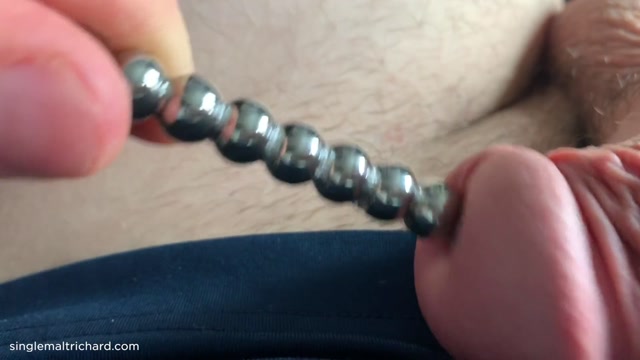 Urethral_Sounding_-_Sounding_my_Cock_using_10mm_Beaded_Cum-Thru_Penis_Plug_Blowing_a_Thick_Load.mp4.00007.jpg