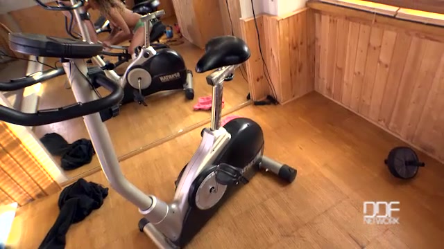 DDFNetwork_-_OnlyBlowJob_presents_Stasy_Riviera_in_Kinky_Workout_Practices_-_Hot_Russian_Blows_Hard_Cock_-_20.10.2016.mp4.00008.jpg