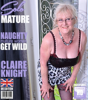 1_Mature.nl_presents_Claire_Knight__EU___60__in_British_chubby_mature_lady_fooling_around_-_24.04.2017.jpg