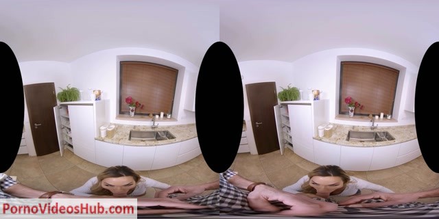 Watch Online Porn – MatureReality presents Aubrey Black – Friendly Neighbor (MP4, UltraHD/2K, 3840×1920)