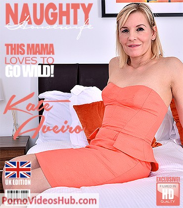 1_Mature.nl_presents_Kate_Aveiro__EU___39__in_British_housewife_playing_with_her_toy_-_03.09.2018.jpg