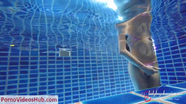 Watch Online Porn – LadyboyObsession presents Sugas Let’s Go Outside Pool Bareback – 16.03.2019 (MP4, HD, 1280×720)