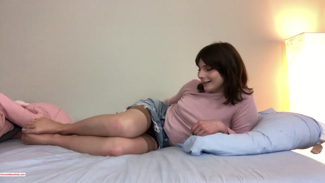 ManyVids_presents_Zelda_Cross_in_Spanking_and_Cumming_for_Daddy___26.05.2019__12.99__Premium_user_request_.mp4.00008.jpg