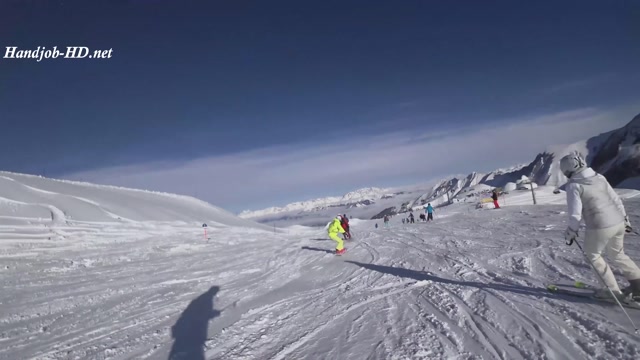 Watch Online Porn – Public blowjob in the ski lift – Mia Bandini (MP4, FullHD, 1920×1080)