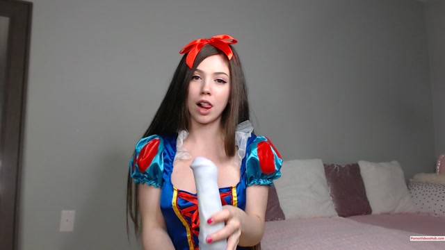 Watch Online Porn – ManyVids presents lilcanadiangirl in Snow White Horse Riding – $13.99 (Premium user request) (MP4, FullHD, 1920×1080)