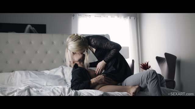 Watch Online Porn – SexArt presents Nikki Hill & Maxmilian Dior – Love Is Around Us – 22.01.2020 (MP4, FullHD, 1920×1080)