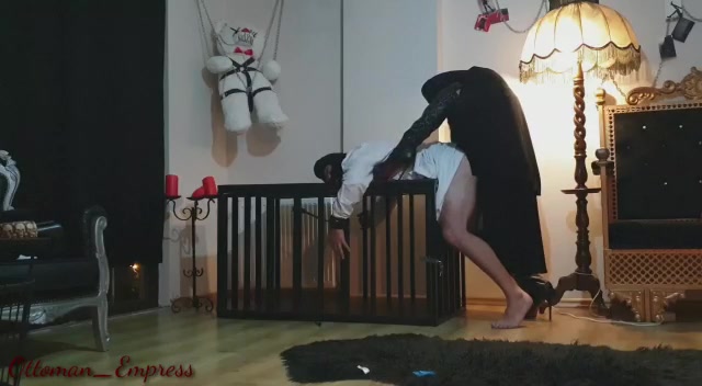 Watch Online Porn – Turkish Mistress Aylin – Fuck the Habibi (MP4, SD, 640×352)