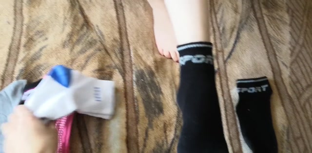 Watch Online Porn – Oksifootjob – Hot Sockjob Foot Fetish Homemade (MP4, HD, 1462×720)