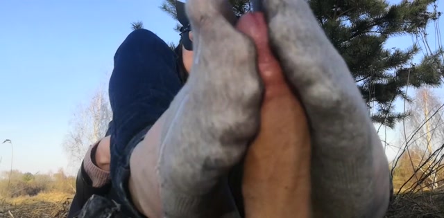 Watch Online Porn – Oksifootjob – Public Footjob And Socks Job From Beauty On In The Park Close View (MP4, HD, 1462×720)