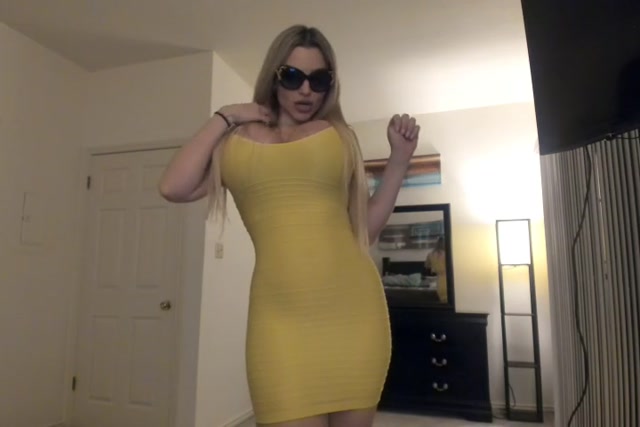 Katy Annxo Gigantic Bimbo Boobs In A Tight Dress Porno Videos Hub