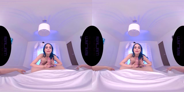 Watch Online Porn – RealJamVR presents Antivirus – Jewelz Blu 4K (MP4, UltraHD/4K, 4320×2160)