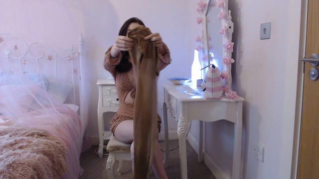 Watch Online Porn – lola rae uk trying on some new tights cum countdown (MP4, FullHD, 1920×1080)