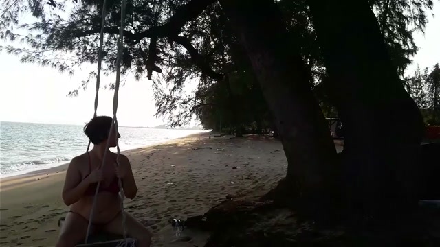 Watch Online Porn – REGINA NOIR BEACH SWING 2 (MP4, HD, 1280×720)