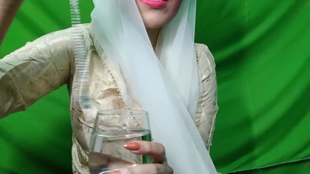 Watch Online Porn – Yasmin – Ammi Ruins Your Ramadan Roza – Ramadan Special Islam Blasphemy Desecration (MP4, SD, 960×540)
