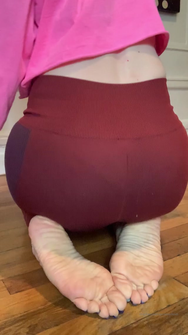 Watch Online Porn – goddessfendi 10-03-2020 Sweaty gym sock removal and sexy toe wiggles (MP4, UltraHD/2K, 1080×1920)