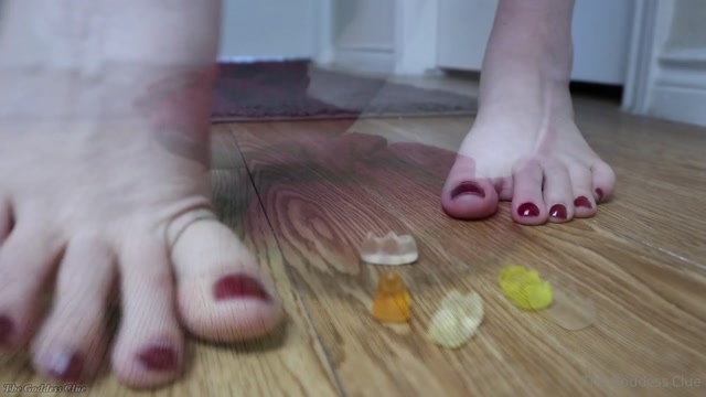 Watch Online Porn – the-goddess-clue 12-07-2020 Crushing yummy gummies They felt so good smothere (MP4, FullHD, 1920×1080)