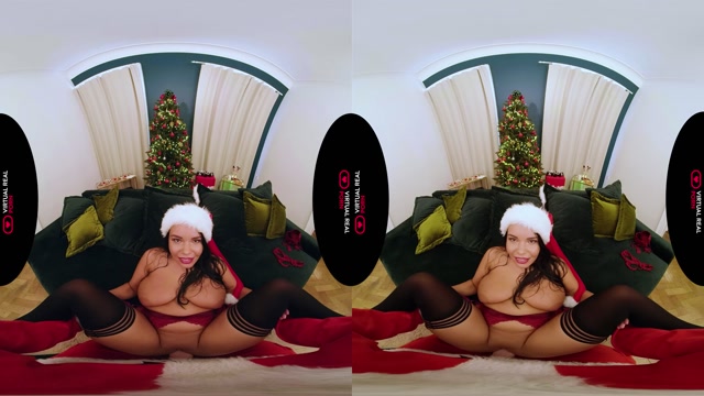 Virtualrealporn_presents_Stealing_Santa_s_Cookies_and_Cream_-_Sofia_Lee_4K.mp4.00015.jpg