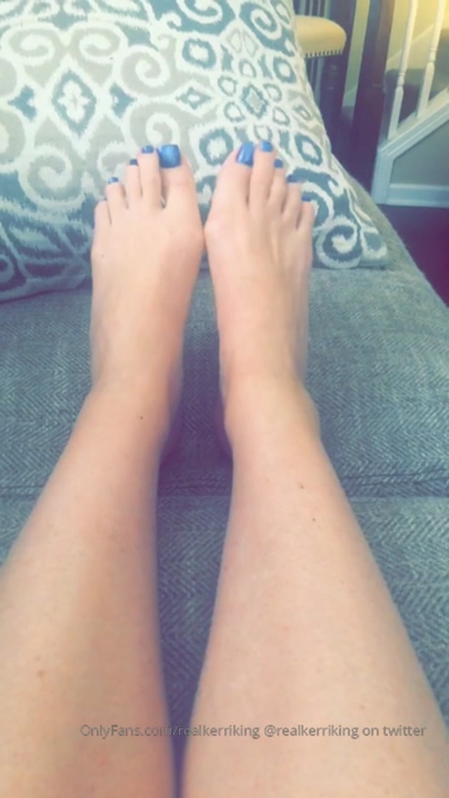 Watch Online Porn – realkerriking 04-07-2019 Part 2…special treat for findom foot boys.. (MP4, HD, 404×720)