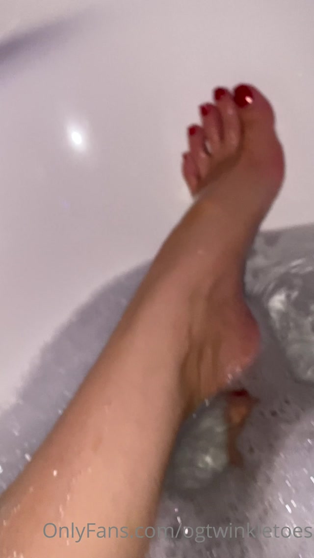 Watch Online Porn – waifufeetmilk 01102020995251999 bubble baths and lotioned up soles (MP4, UltraHD/2K, 1080×1920)