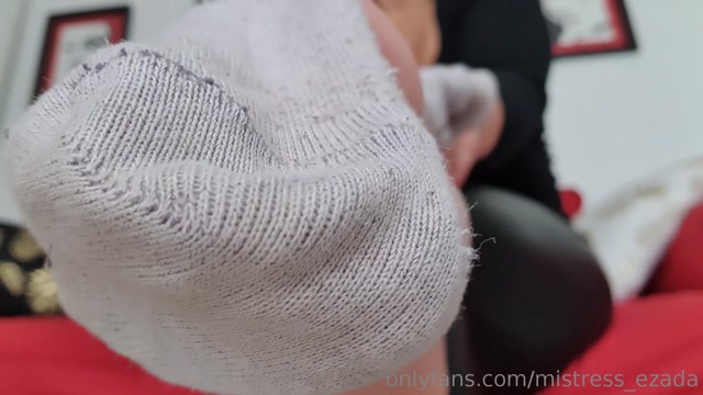 Watch Online Porn – Ezada Sinn 2019-04-17-This this pair of very worn cotton sock (MP4, FullHD, 1920×1080)