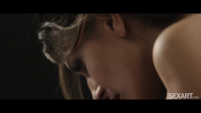 Watch Online Porn – SexArt presents Tina Tiny & Lutro – Seduction – 05.05.2021 (MP4, HD, 1280×720)