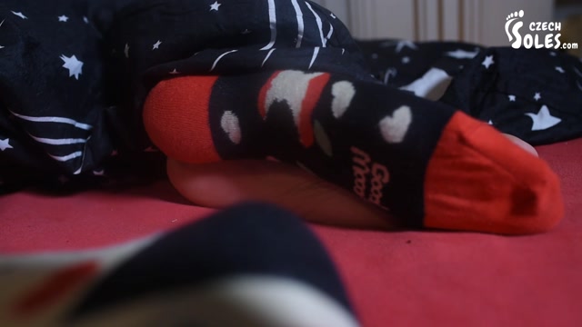 Watch Online Porn – Czech Soles – Two footsie girls in bed (MP4, FullHD, 1920×1080)