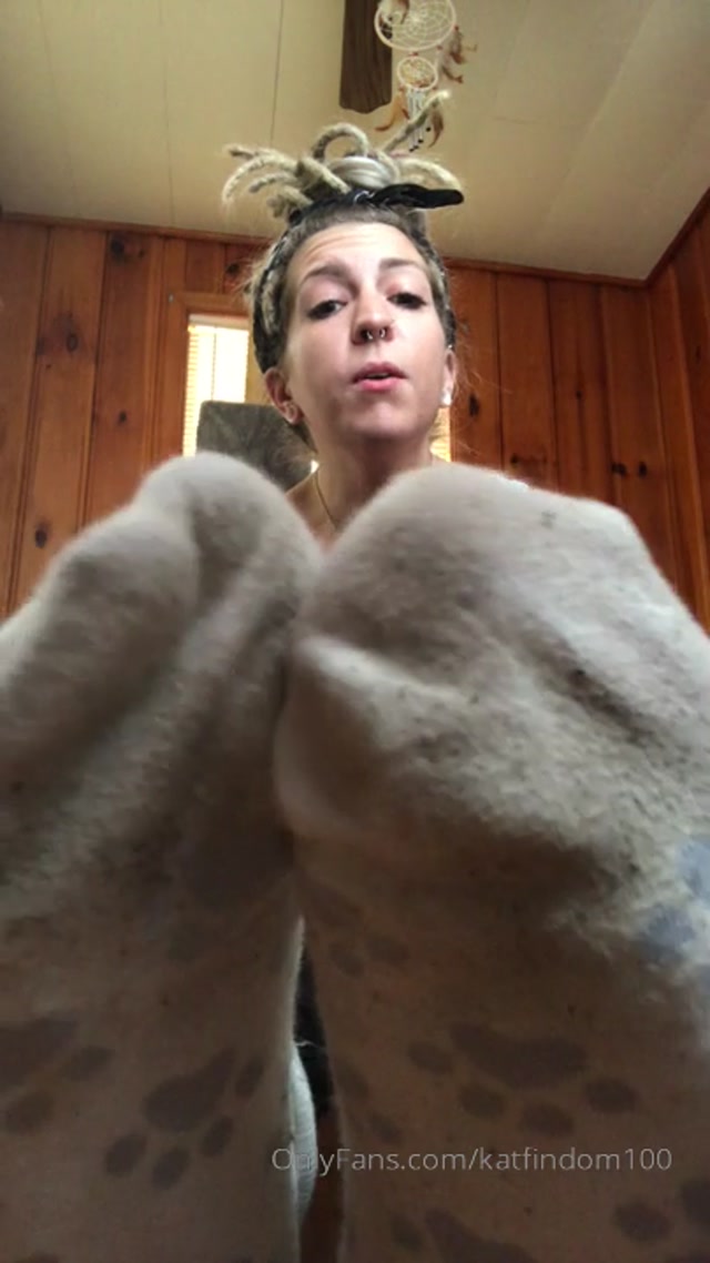 Watch Free Porno Online – PRINCESS KAT – My Worn Gym Socks Are In Need Of Worshiping (MP4, HD, 404×720)