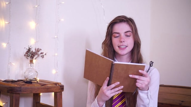 Watch Online Porn – LongHairLuna – Hermione’s Spell JOI (MP4, FullHD, 1440×1080)