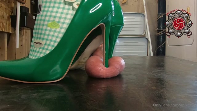 Anikas Cock and Ball Trample - Green Sushi Tights CBT 00002