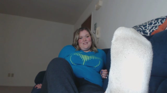 Goddess Lisa Lux - Worshiping My Gym Shoes and Socks 00007