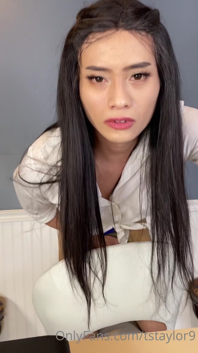 Tstaylor9 - What Is Your Solution When You Get Horny at Work Me 00014