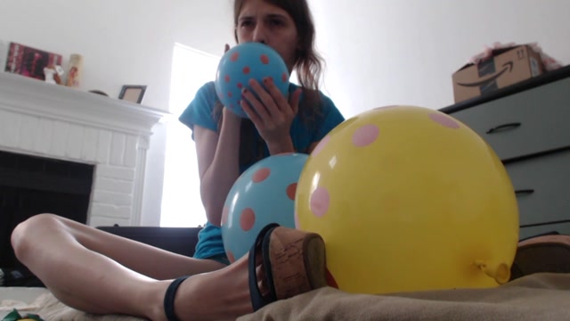 Watch Online Porn – PrincessCica – Balloon Fun (MP4, FullHD, 1920×1080)