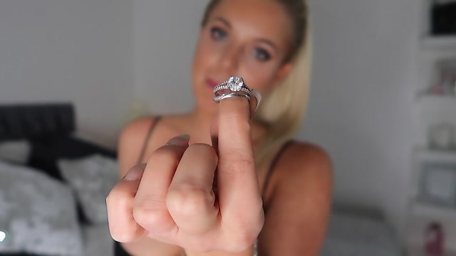 Lexi Luxe - Expensive Diamonds and Eye Crossing Fetish 00003