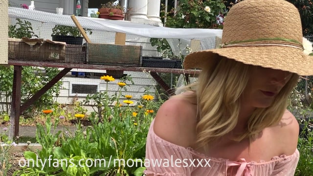 Watch Online Porn – Mona Wales – Your Mom Makes You Cum In The Garden (MP4, FullHD, 1920×1080)