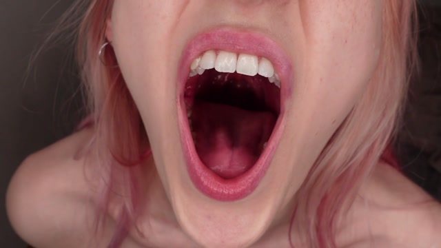 Sofie Skye - Yawn Fetish- Big Mouth Yawning 00015