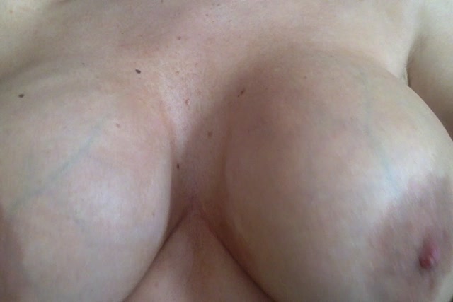 Watch Online Porn – Miss Tiff – Long Nail Nipple Tease (MP4, HD, 1080×720)