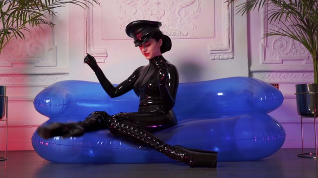 MissEllieMouse - Jumping on an inflatable rubber sofa 00009