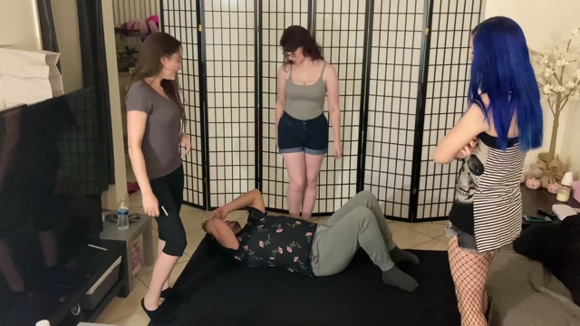 Ballbusting Lessons With Goddess Starry – BEASTSCAGE 00015