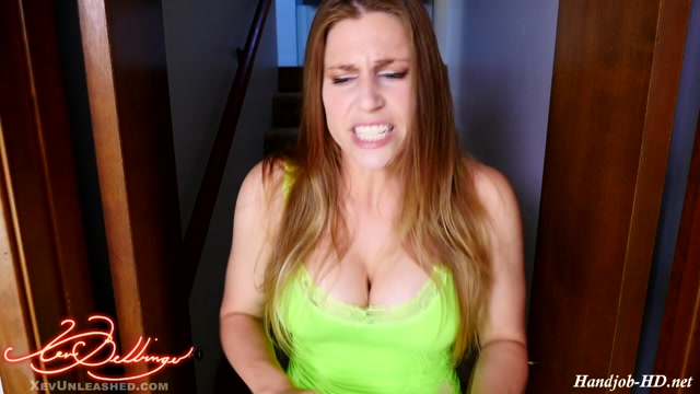 Watch Online Porn – Slutbot Step-Sister – Xev Bellringer HandJob (MP4, HD, 1280×720)