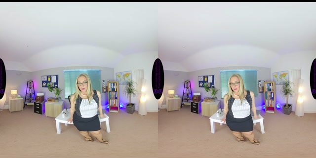 Watch Online Porn – The English Mansion – Miss Eve Harper – Office Boss Upskirt – VR (MP4, UltraHD/2K, 3840×1920)
