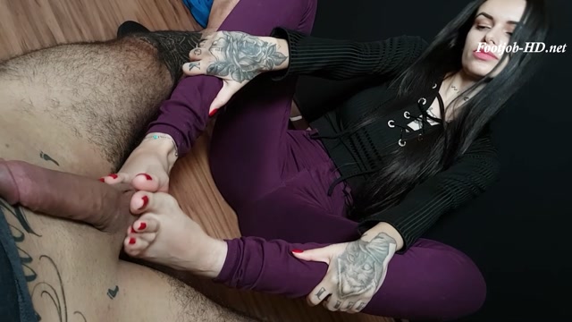 When I Started For Value He Didnt Hold - Emily Foxx_Footjob  00008