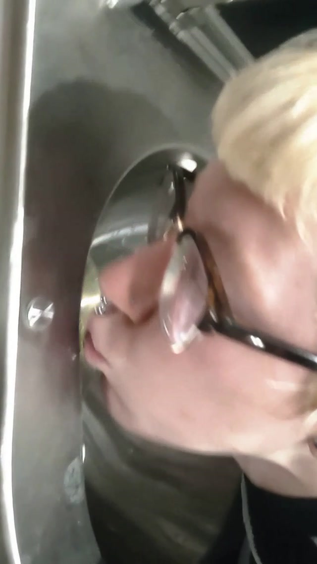 Watch Online Porn – English girl Rosarosebud Public Toilet Licking (MP4, UltraHD/2K, 720×1280)