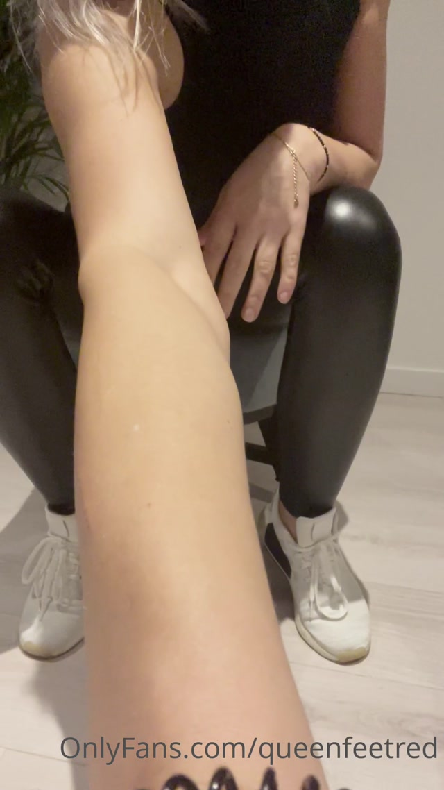 Watch Free Porno Online – queenfeetred 20222324763026 love this socks they are soo soft and fit soo good feet mp4 (MP4, UltraHD/2K, 1080×1920)