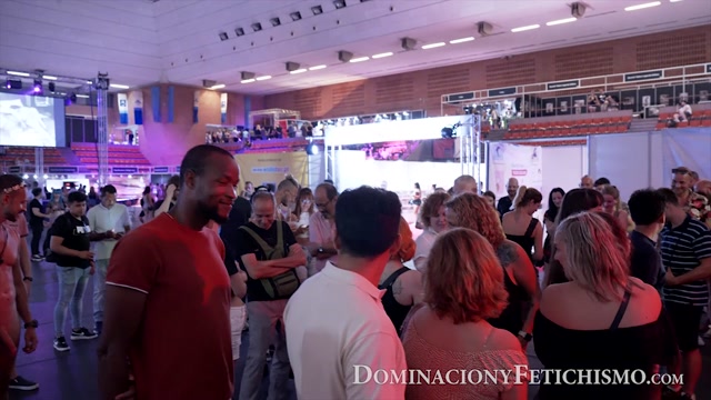 Dominacionyfetichismo - Damsel At The Barcelona Erotic Show With Switch Mary 00009