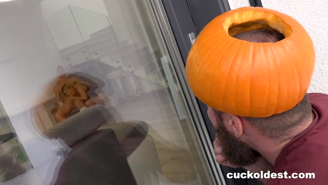 Cuckoldest - Pumpkin cuck 00003