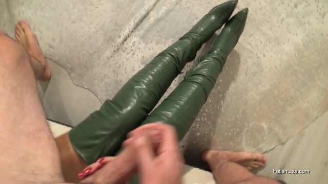 Watch Online Porn – Mistress Fetish Liza Green Leather Bootjob POV (Premium user request) (MP4, HD, 1280×720)