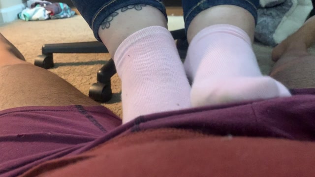 Getting Stepped On After School – BALLBUSTINGBITCH 00015
