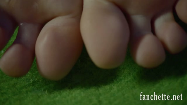 Chronicles of Mlle Fanchette Les Ejaculations vol 82 Footjobs 4K 00003