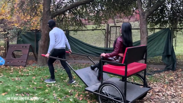 Fetish Chateau Dommes - Carriage riding for Queen Evilwoman 00012